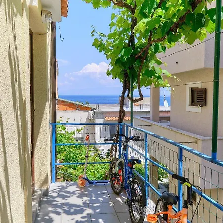 Nada - 150 M From Sea Apartment